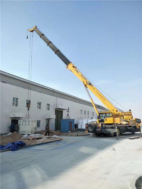 梧州市“超载就喊停”—— 吊车的 “重量保镖” 技术