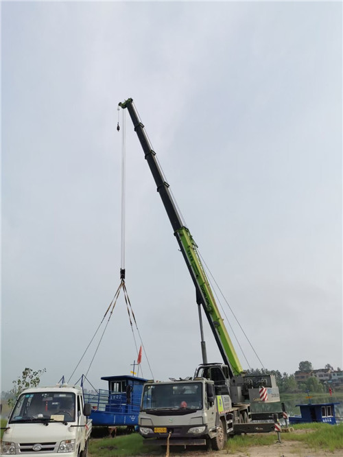 梧州市桥梁建设吊装案例